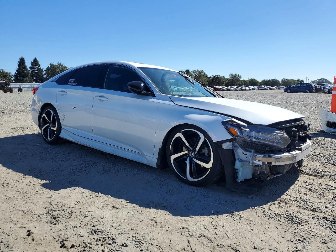 1HGCV2F37NA003718 · 2022 HONDA ACCORD · 4/13