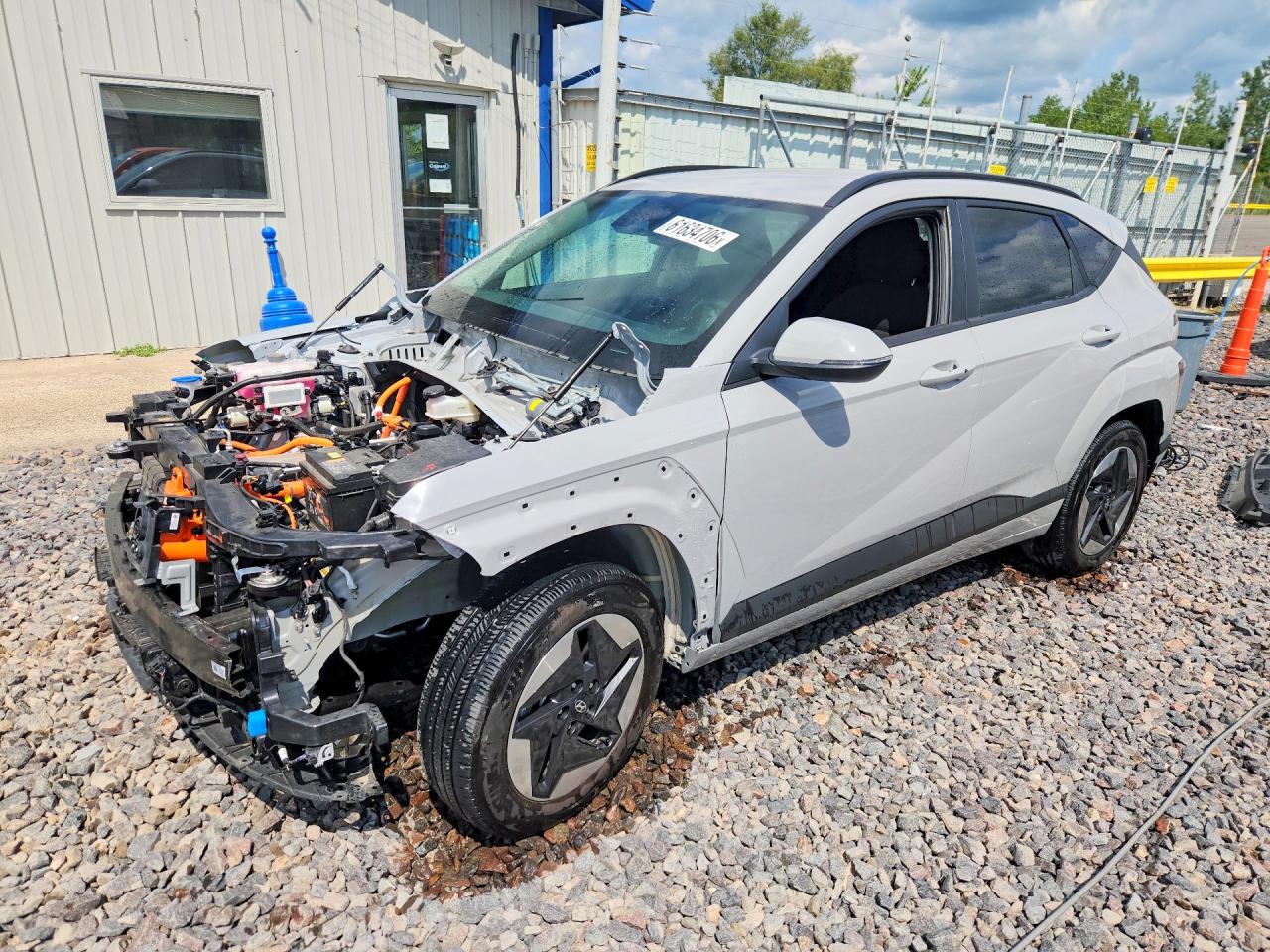 KM8HC3A63RU005323 · 2024 HYUNDAI KONA