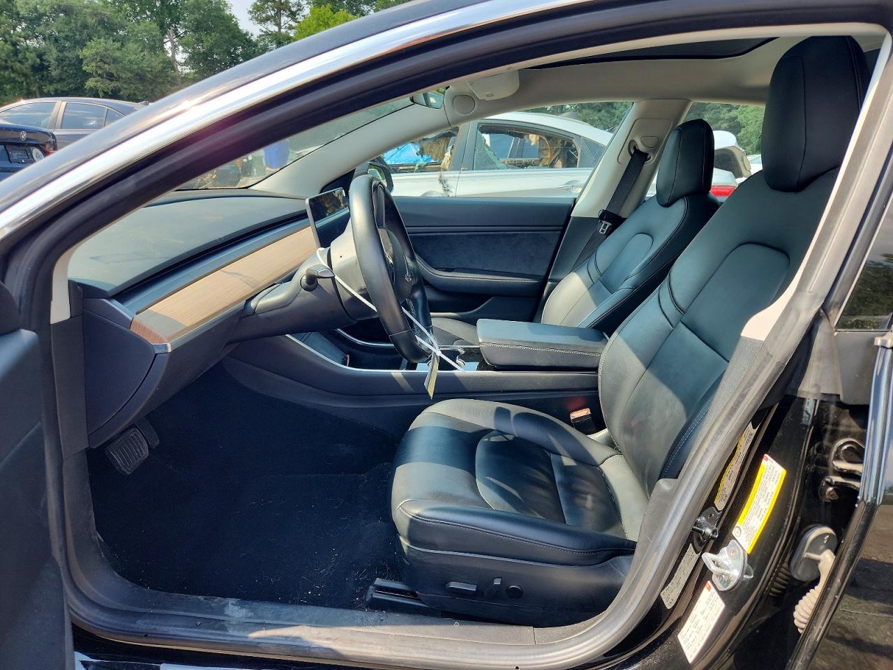 5YJ3E1EA1JF003918 · 2018 TESLA MODEL 3 · 7/12