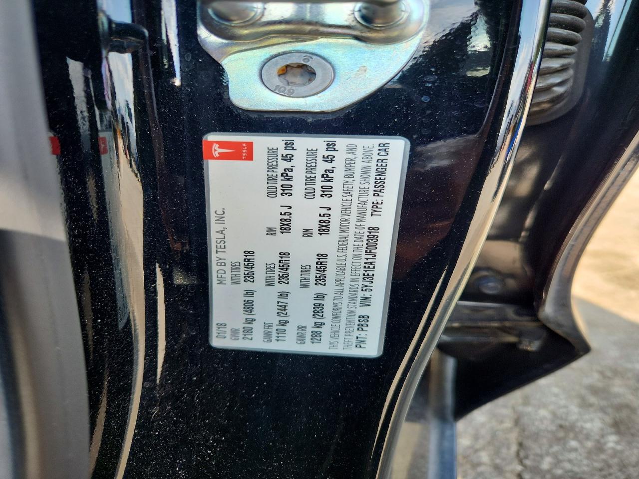 5YJ3E1EA1JF003918 · 2018 TESLA MODEL 3 · 12/12