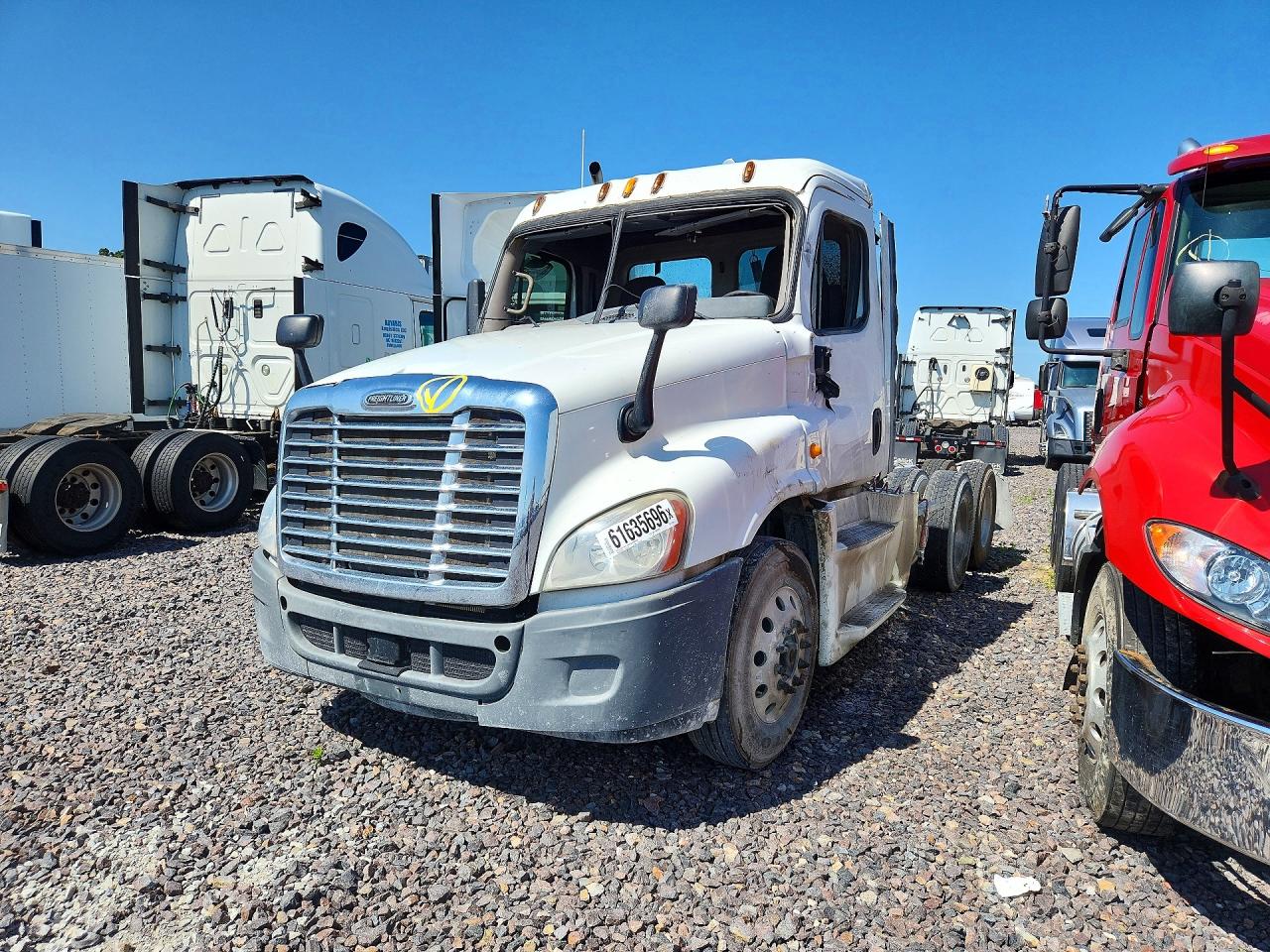 3AKJGEDR5ESFJ7208 · 2014 FREIGHTLINER CASCADIA