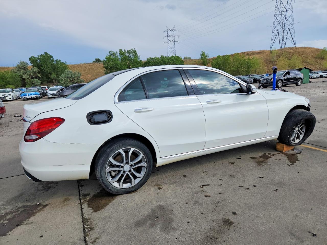55SWF4KB0GU114508 · 2016 MERCEDES-BENZ C · 3/13