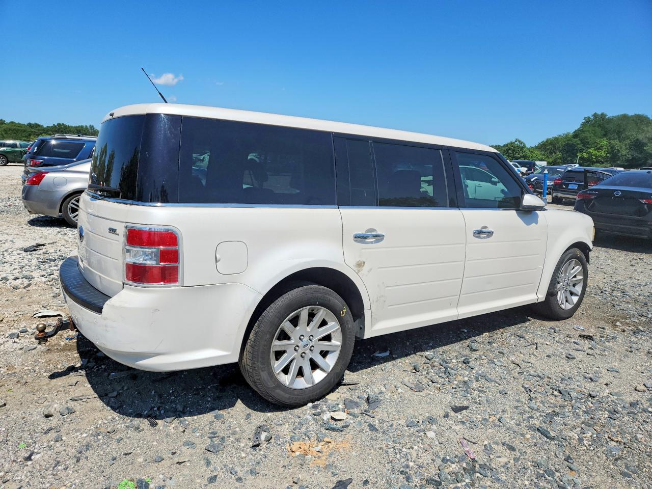 2FMGK5CC1BBD16256 · 2011 FORD FLEX · 3/14