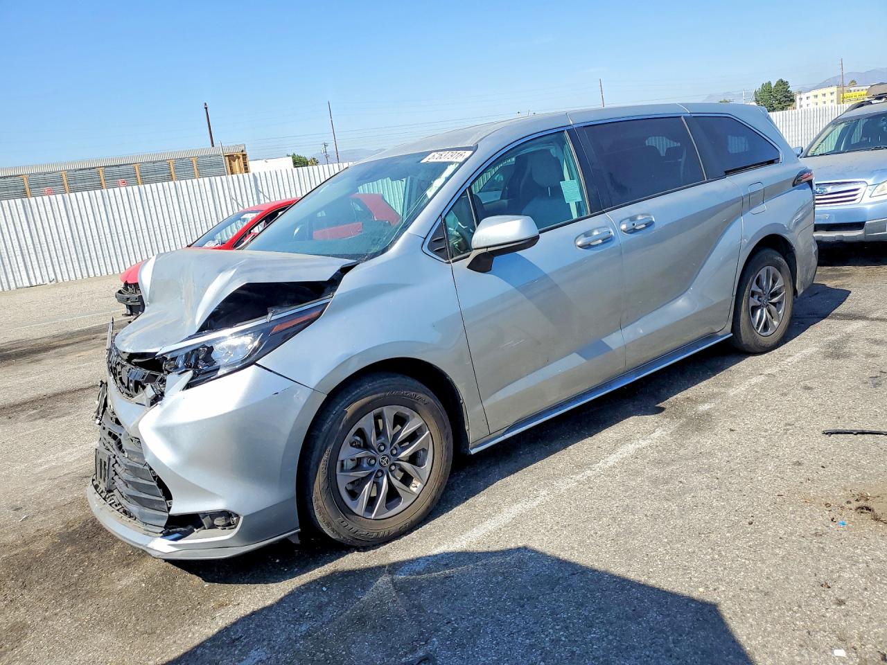 2024 TOYOTA SIENNA