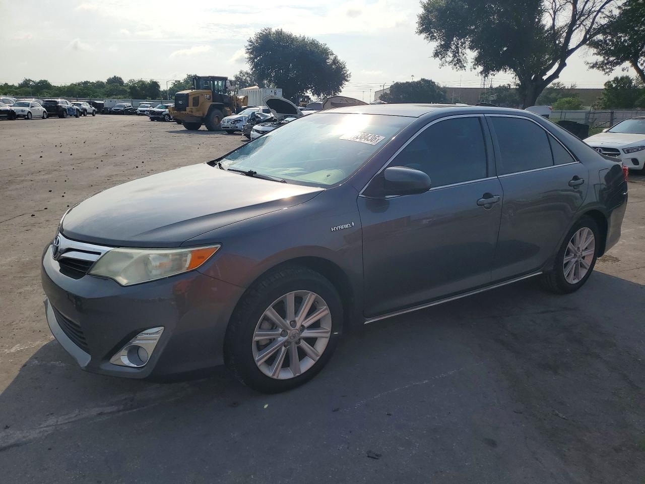 4T1BD1FK1DU087655 · 2013 TOYOTA CAMRY HYBRID