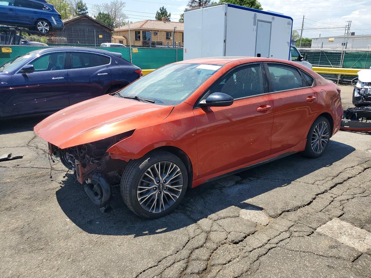 3KPF54AD6NE476062 · 2022 KIA FORTE