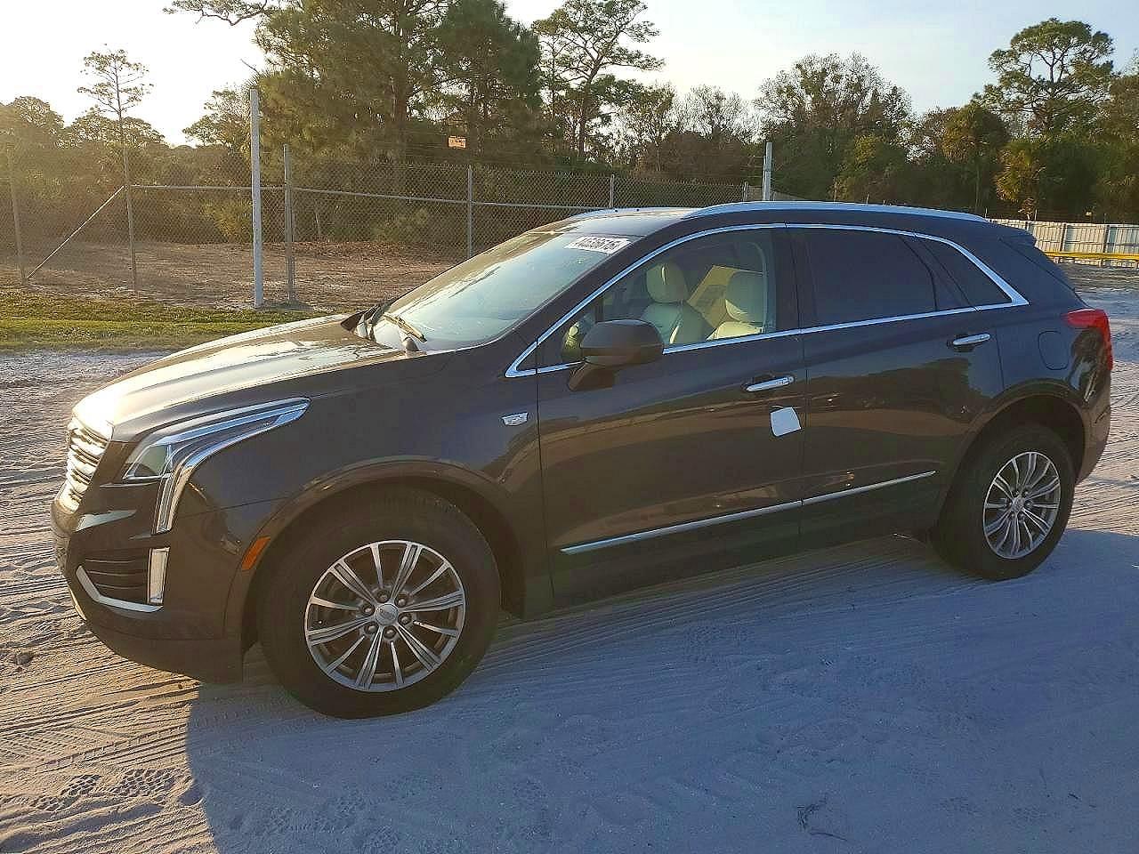 1GYKNDRSXHZ267282 · 2017 CADILLAC XT5