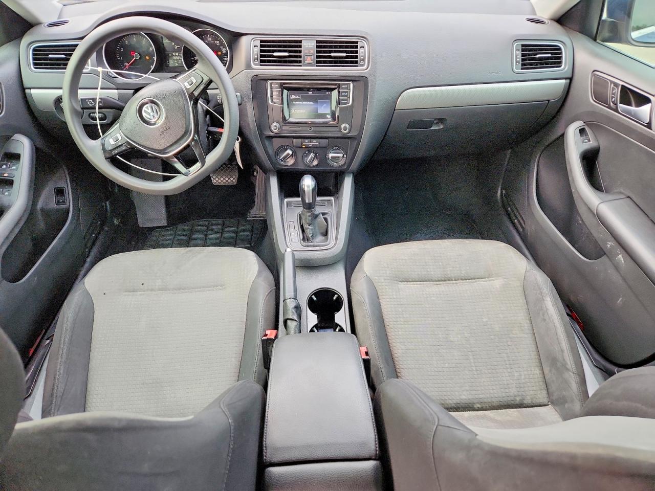 3VW2B7AJ4HM396507 · 2017 VOLKSWAGEN JETTA · 8/12