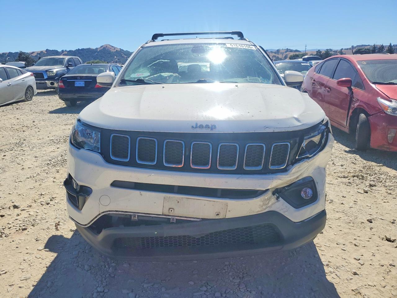 3C4NJDBB9JT113930 · 2018 JEEP COMPASS · 5/13