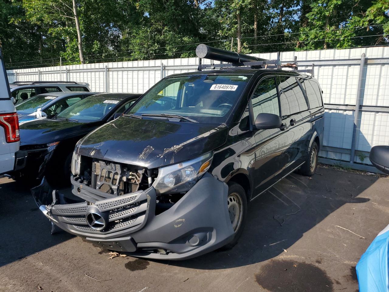 NJ2430E · 2019 MERCEDES-BENZ METRIS