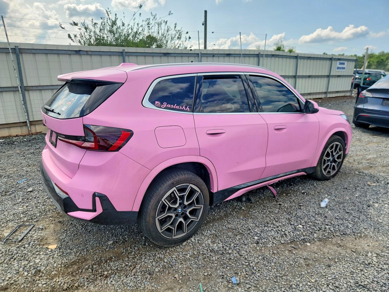 WBX73EF03P5X82031 · 2023 BMW X1 · 3/13