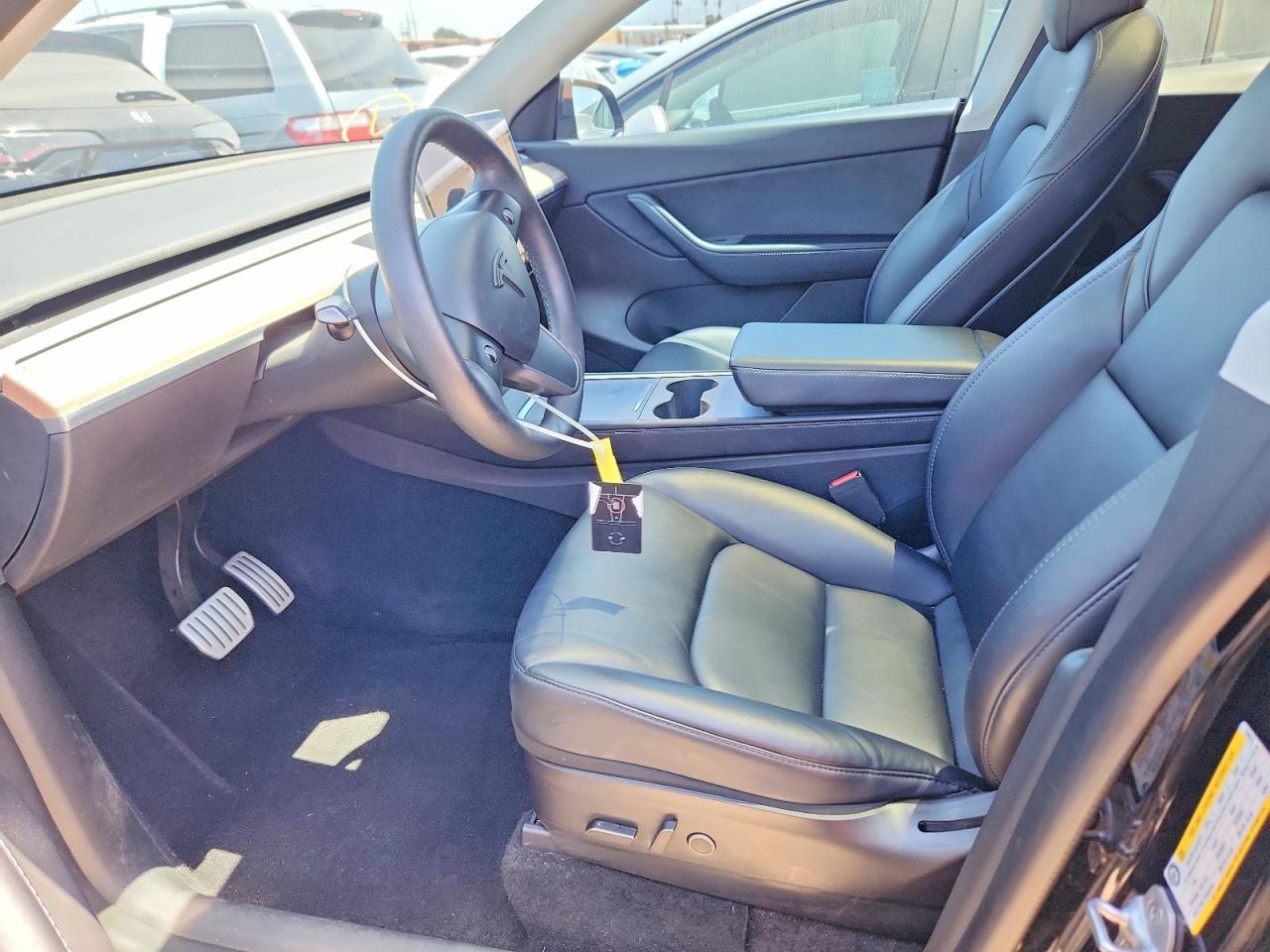 7SAYGDEF0NF336813 · 2022 TESLA MODEL Y · 7/13