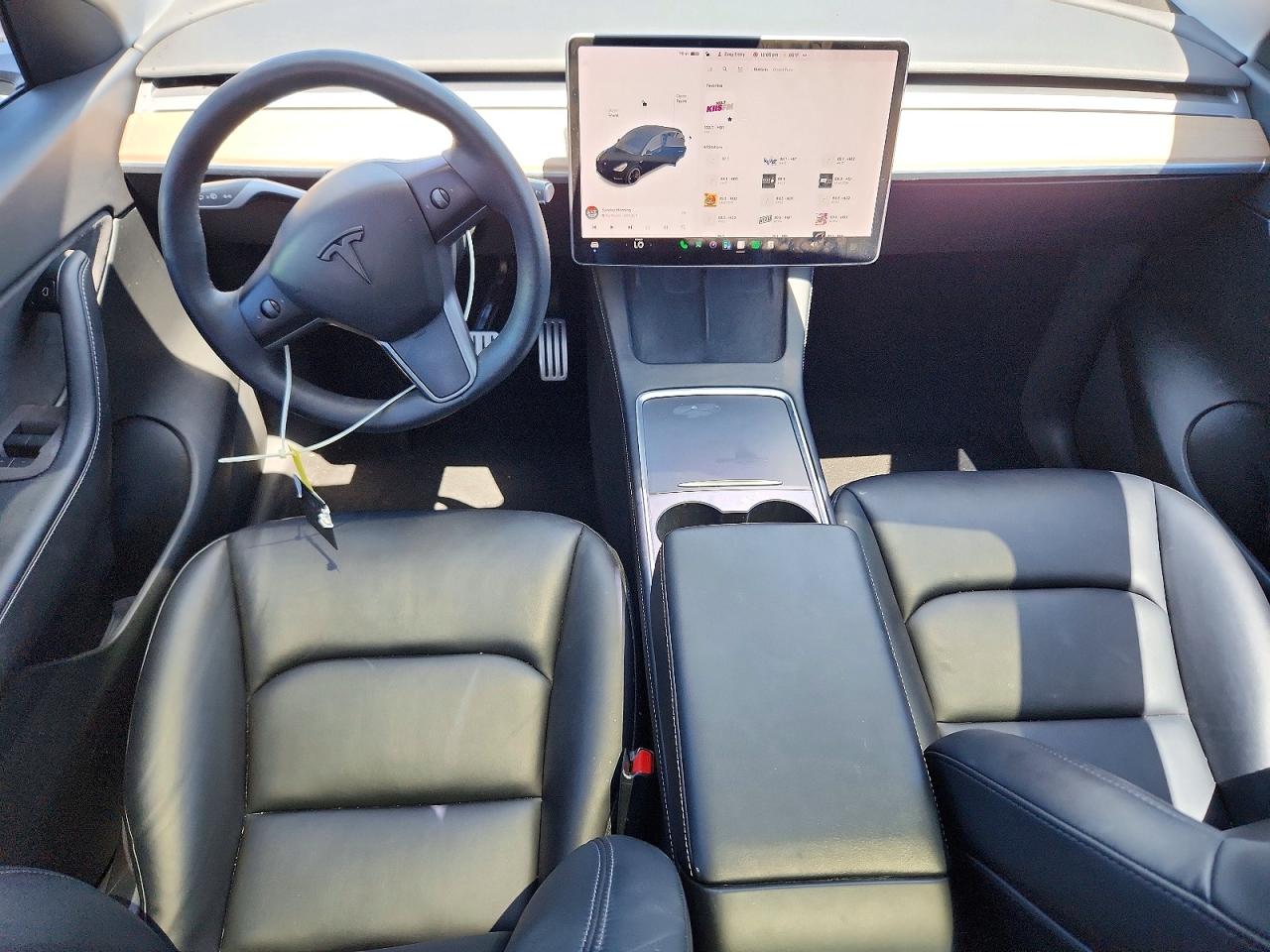 7SAYGDEF0NF336813 · 2022 TESLA MODEL Y · 8/13