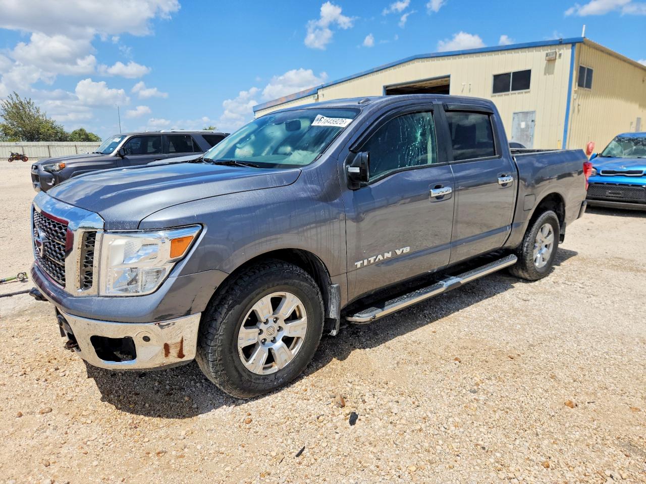 1N6AA1E56JN508003 · 2018 NISSAN TITAN