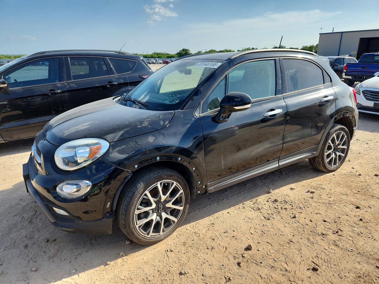 ZFBCFXCB0JP668944 · 2018 FIAT 500X