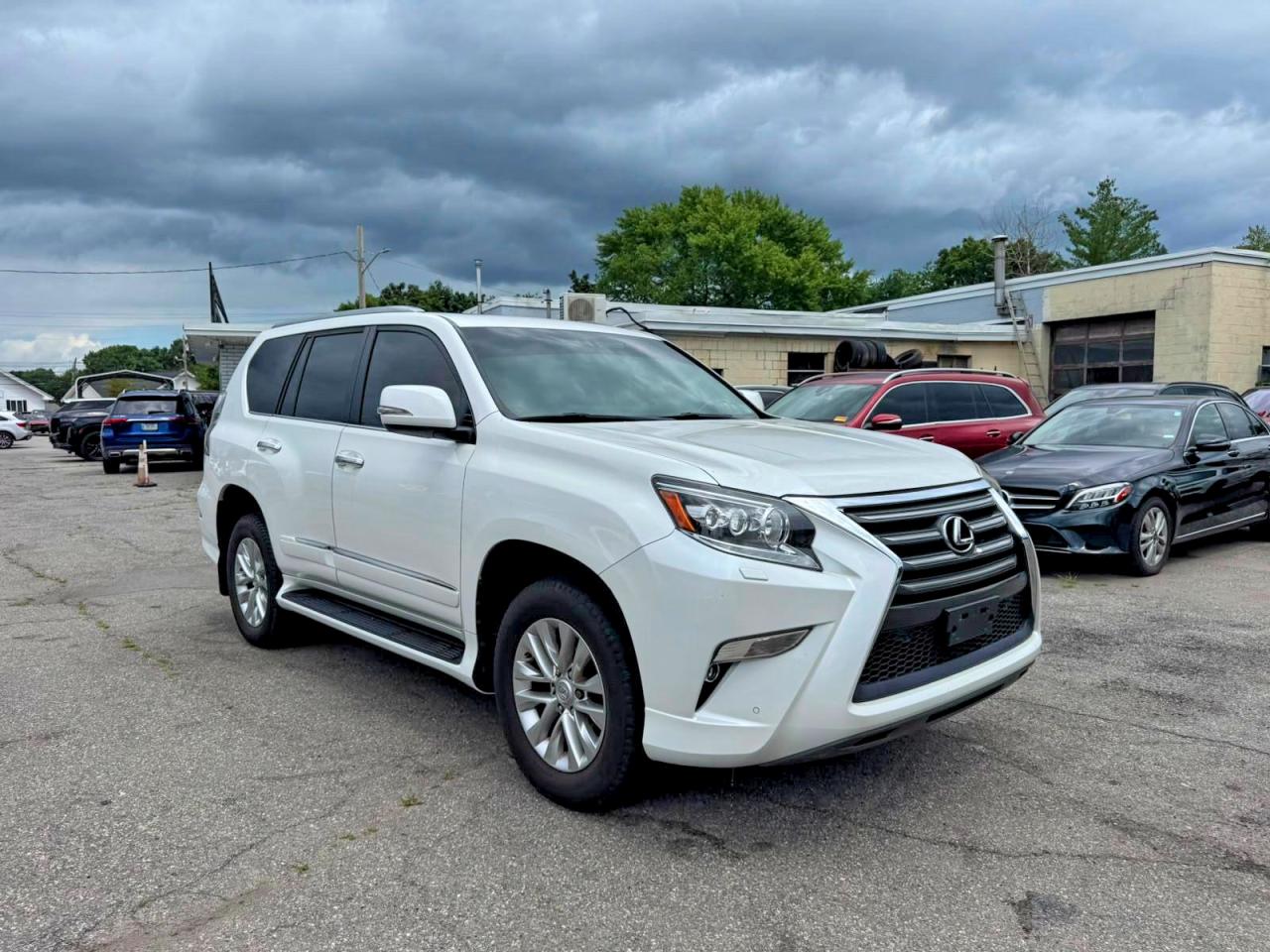 JTJBM7FXXK5215365 · 2019 LEXUS GX