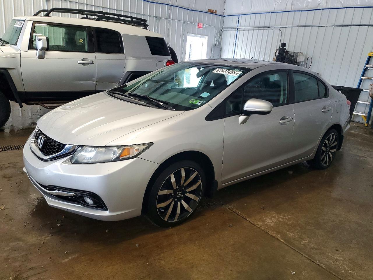 19XFB2F94FE087052 · 2015 HONDA CIVIC