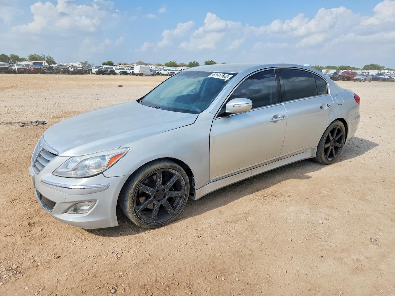 KMHGC4DD4DU243086 · 2013 HYUNDAI GENESIS