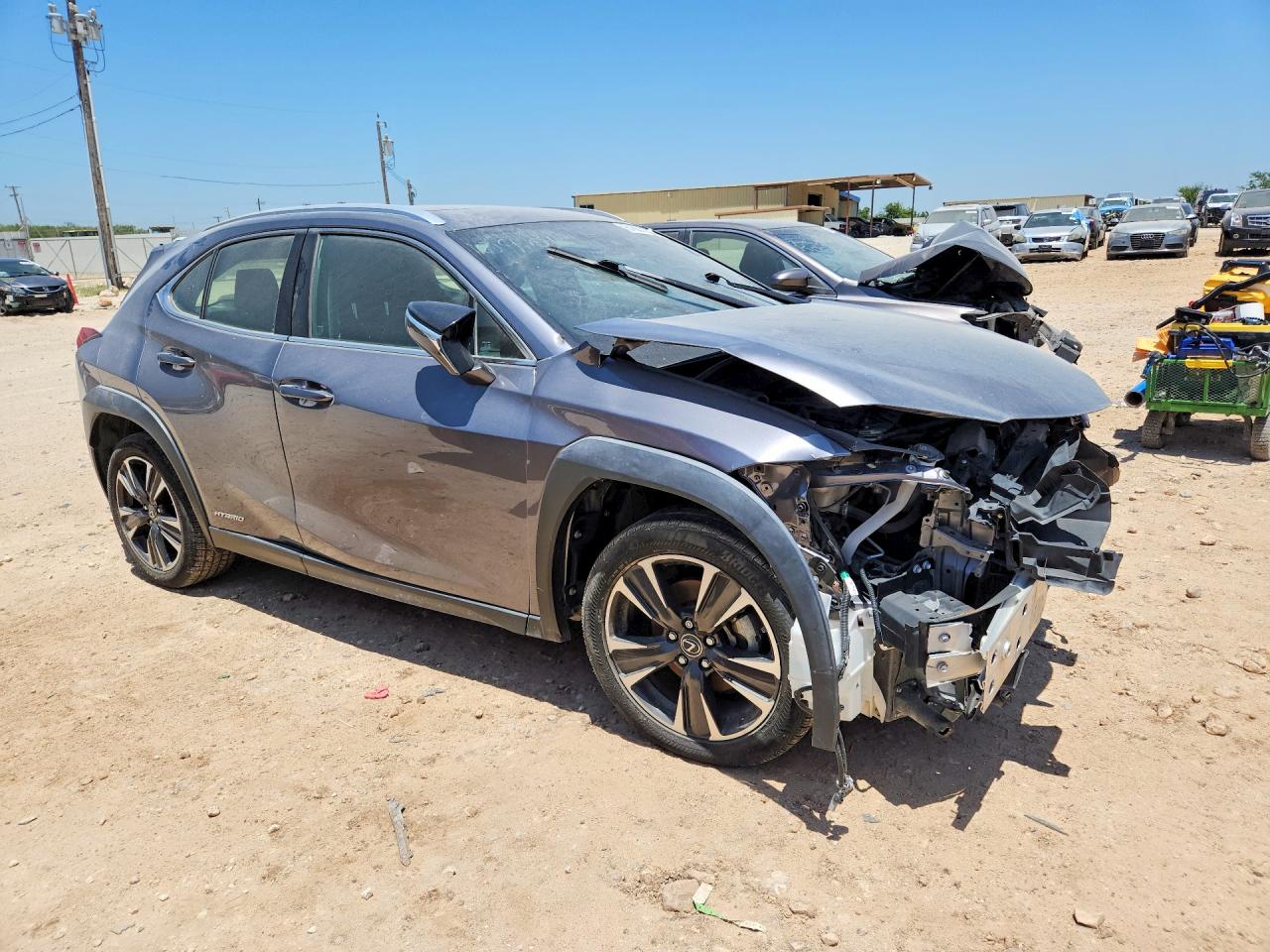 JTHU9JBH1K2019419 · 2019 LEXUS UX · 4/13