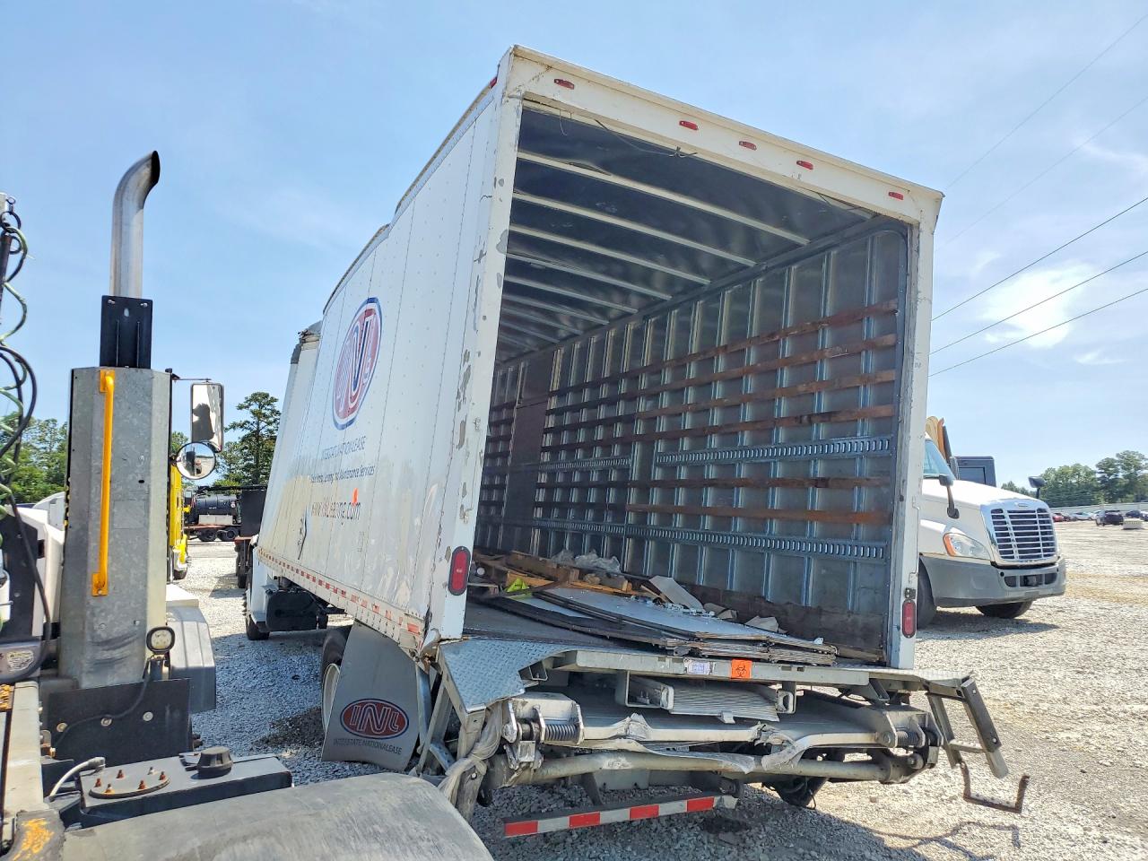 1FVACWD26LHLJ0545 · 2020 FREIGHTLINER M2 · 2/12