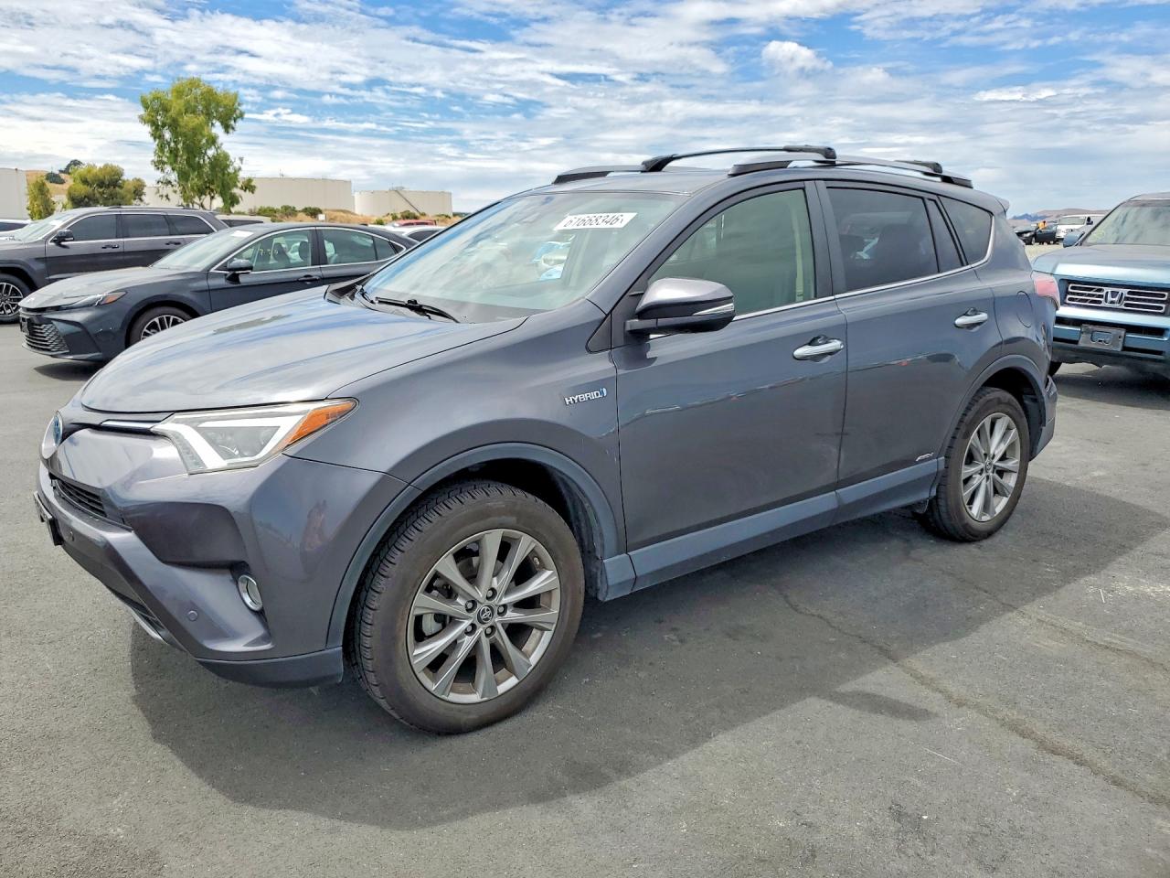 JTMDJREV2HD080719 · 2017 TOYOTA RAV4 HV