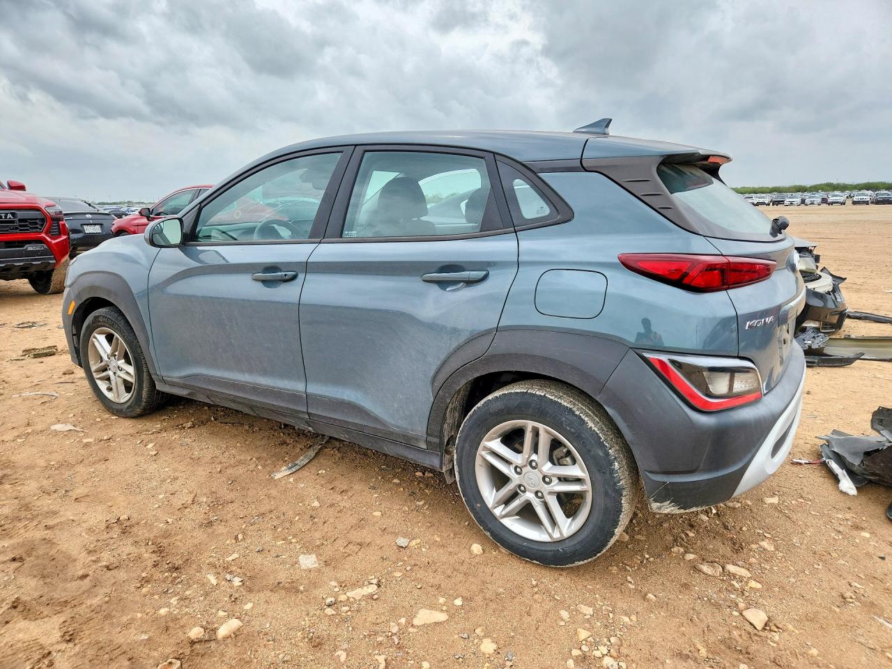 KM8K22AB8NU815962 · 2022 HYUNDAI KONA · 2/13