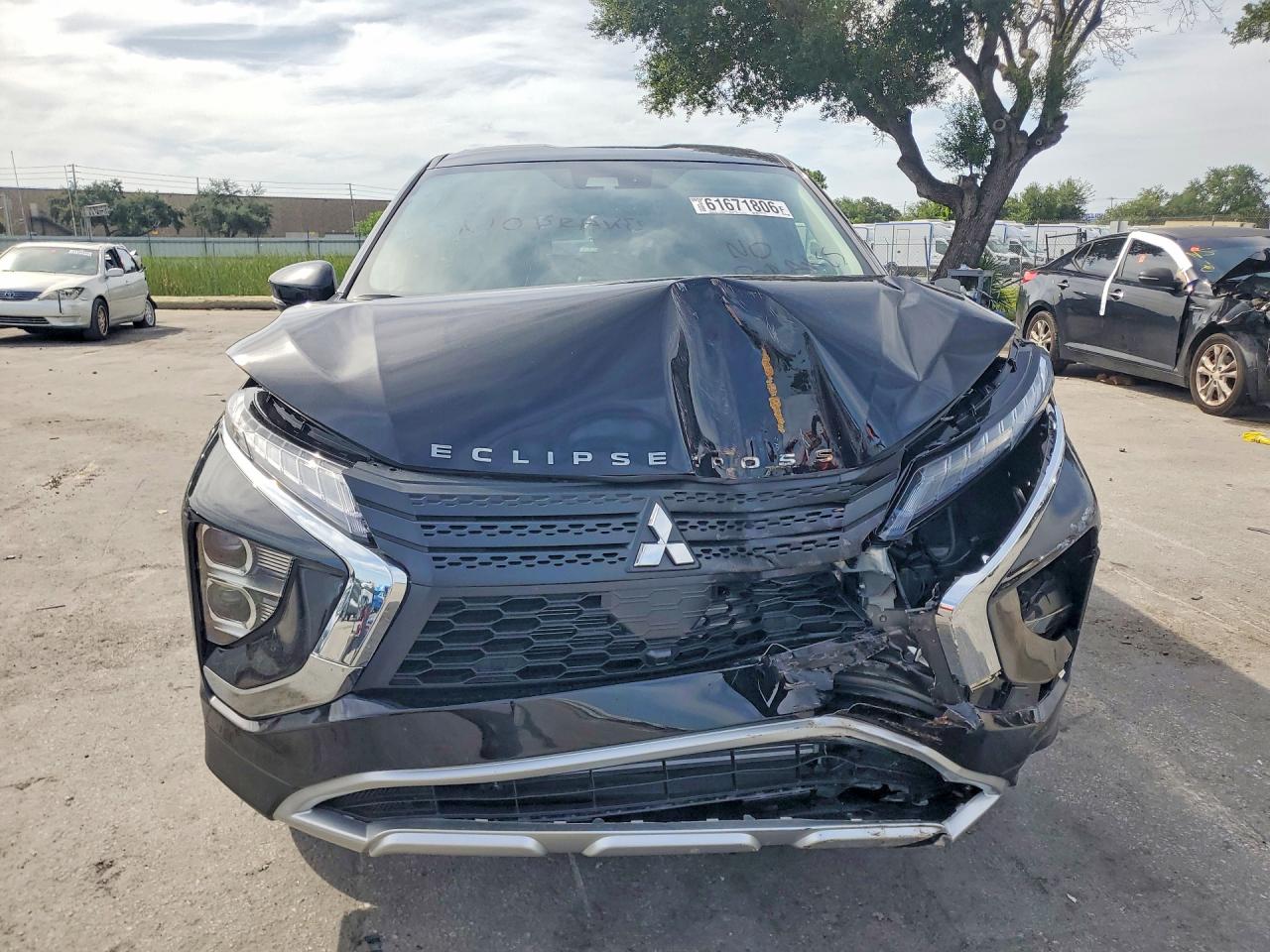 JA4ATWAA3TZ015785 · 2026 MITSUBISHI ECLIPSE CROSS · 5/13