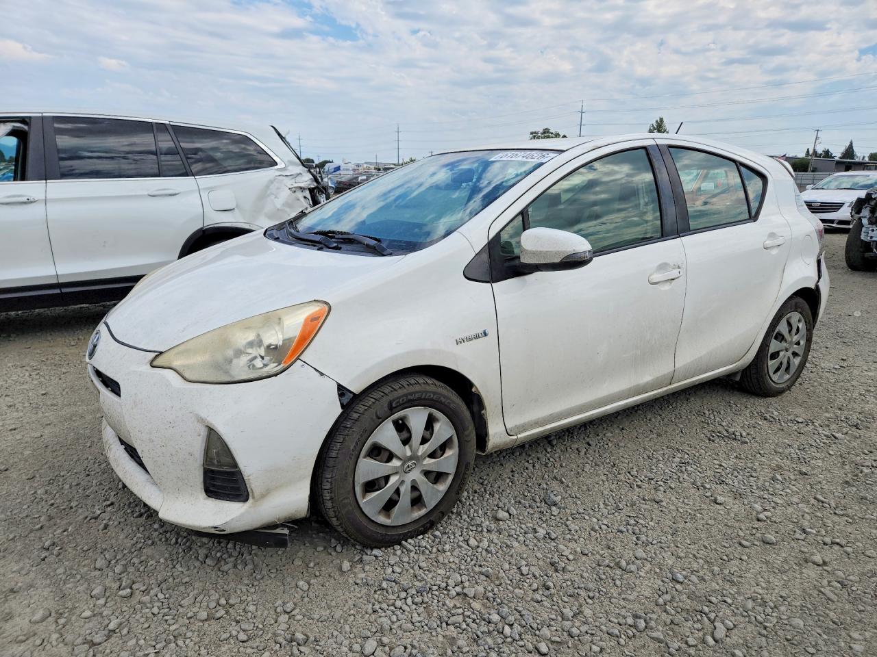 JTDKDTB37D1037956 · 2013 TOYOTA PRIUS C