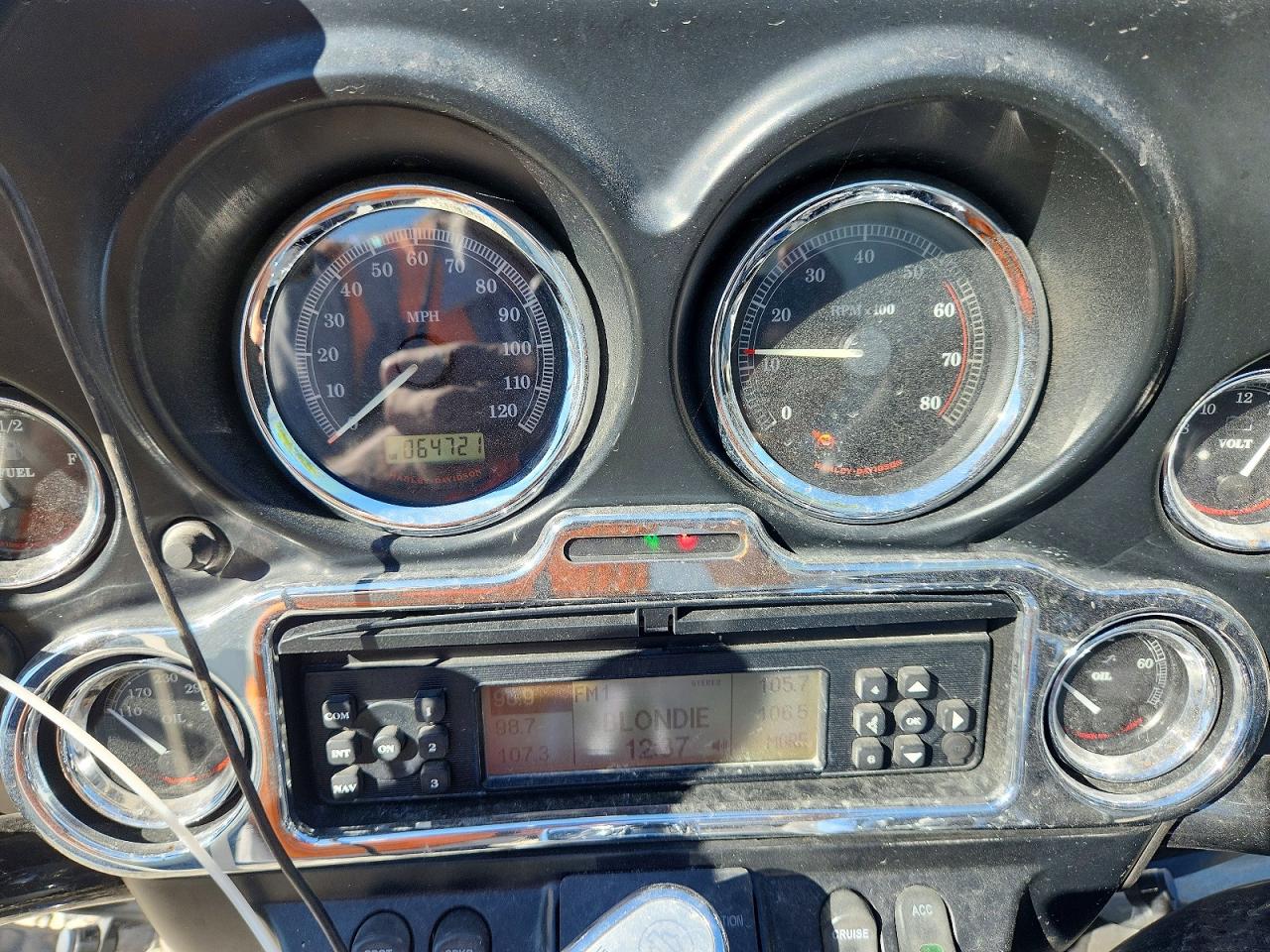 1HD1MAM10CB856522 · 2012 HARLEY-DAVIDSON FLHTCUTG · 7/9