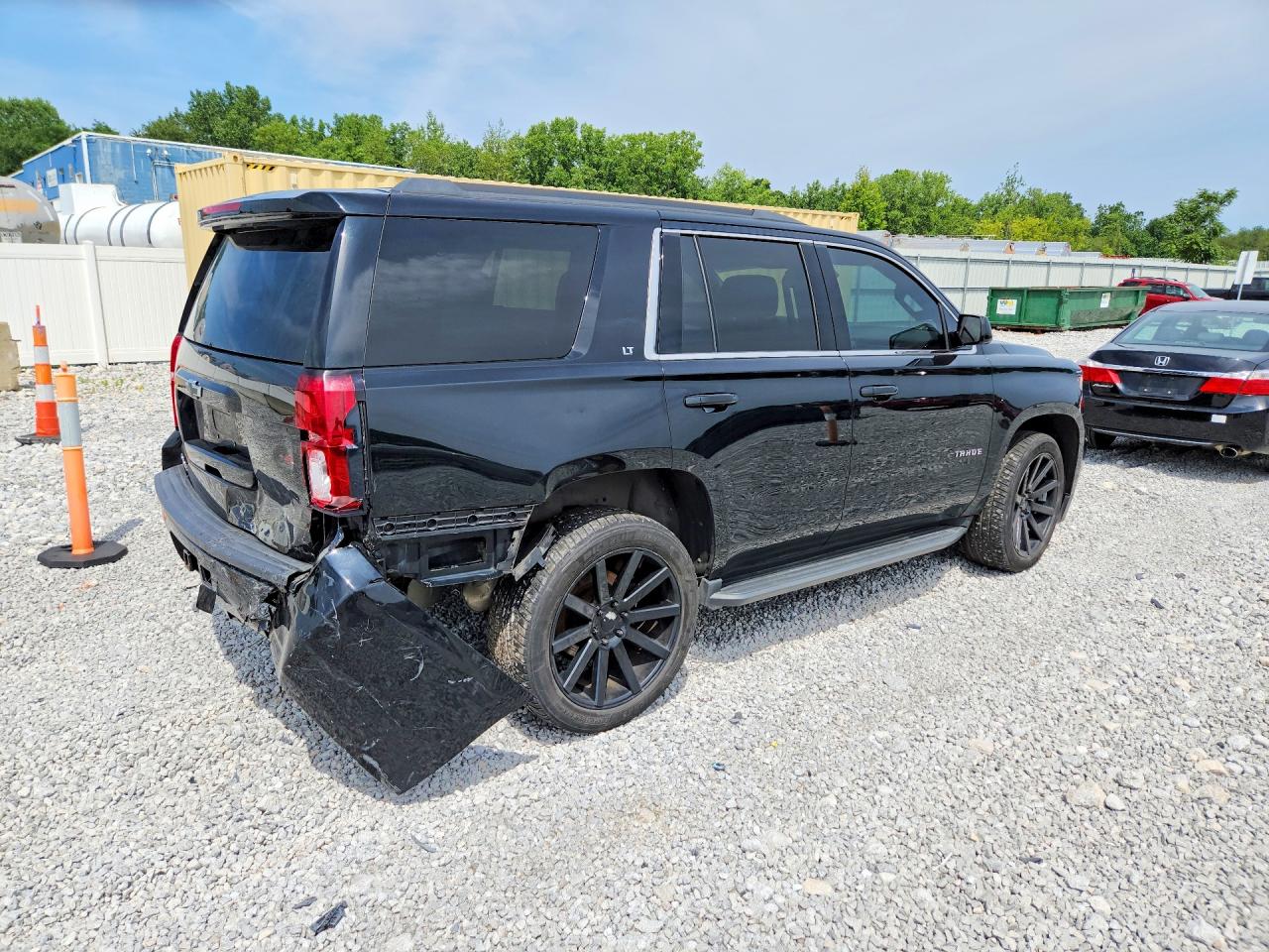 1GNSKBKC1JR133201 · 2018 CHEVROLET TAHOE · 3/13