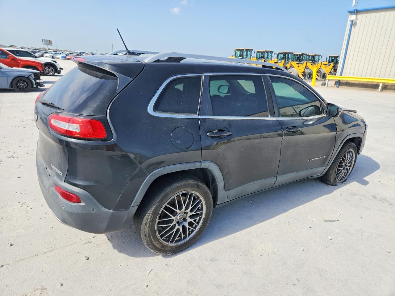 1C4PJLDS3EW221363 · 2014 JEEP CHEROKEE · 3/13