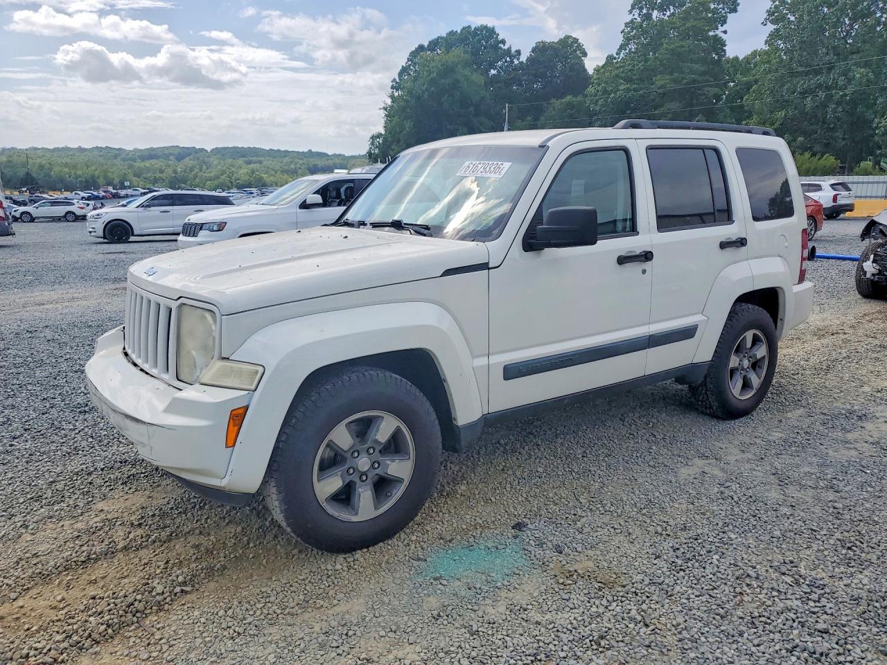 1J8GP28K48W249253 · 2008 JEEP LIBERTY