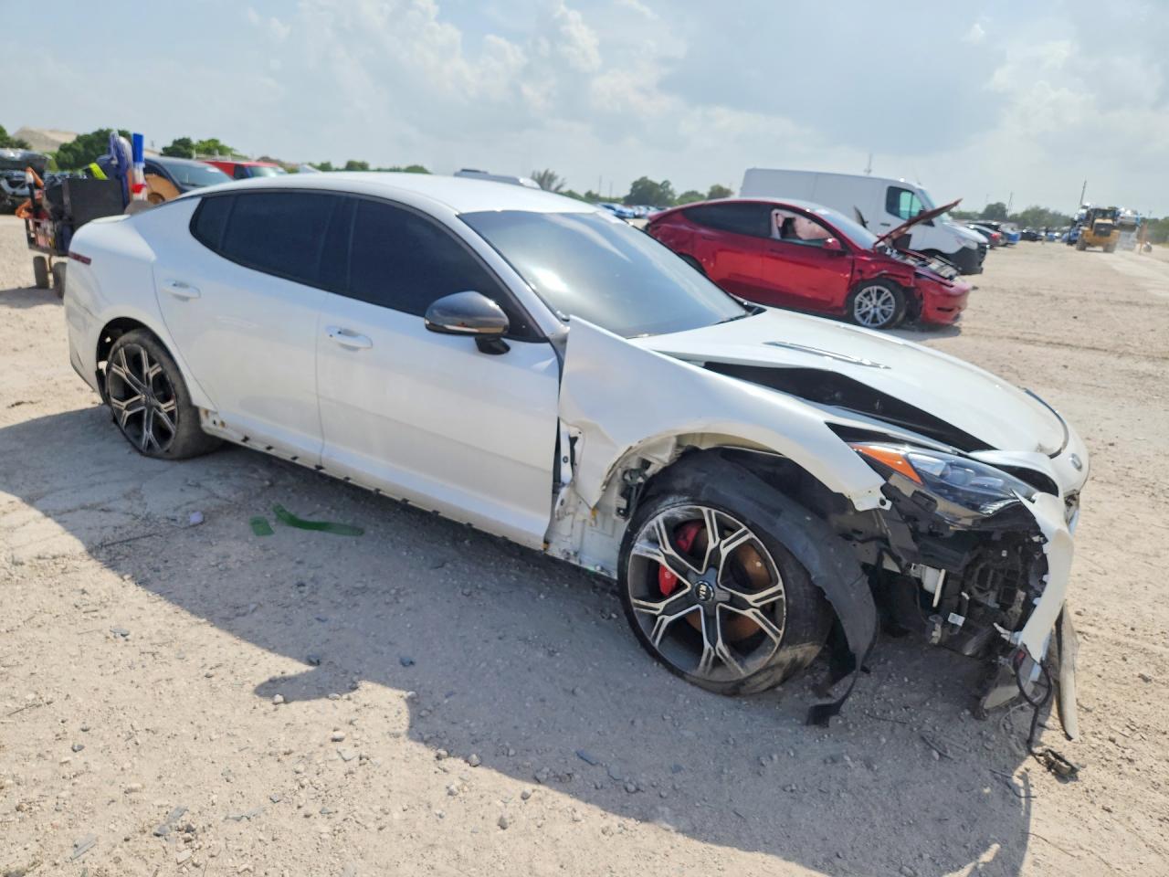 KNAE35LC9L6085435 · 2020 KIA STINGER · 4/12