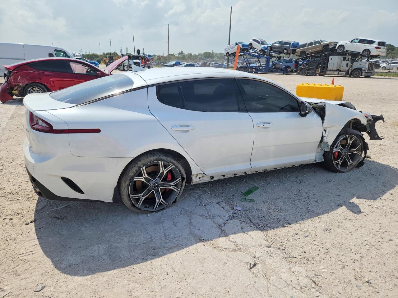 KNAE35LC9L6085435 · 2020 KIA STINGER · 3/12