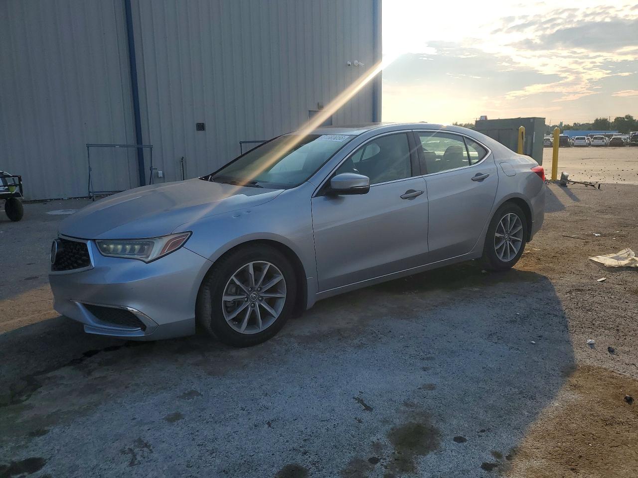19UUB1F54JA010063 · 2018 ACURA TLX