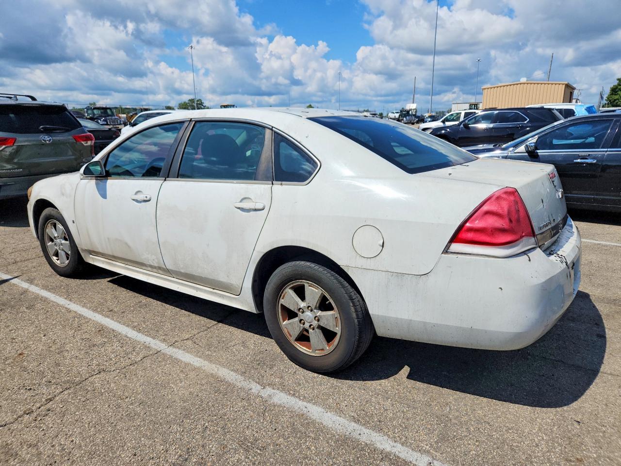 2G1WB5EK9A1109566 · 2010 CHEVROLET IMPALA · 2/12