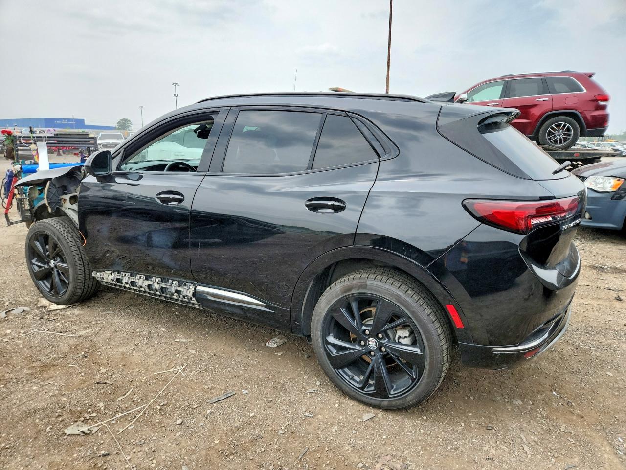 LRBFZNR49ND115858 · 2022 BUICK ENVISION · 2/12