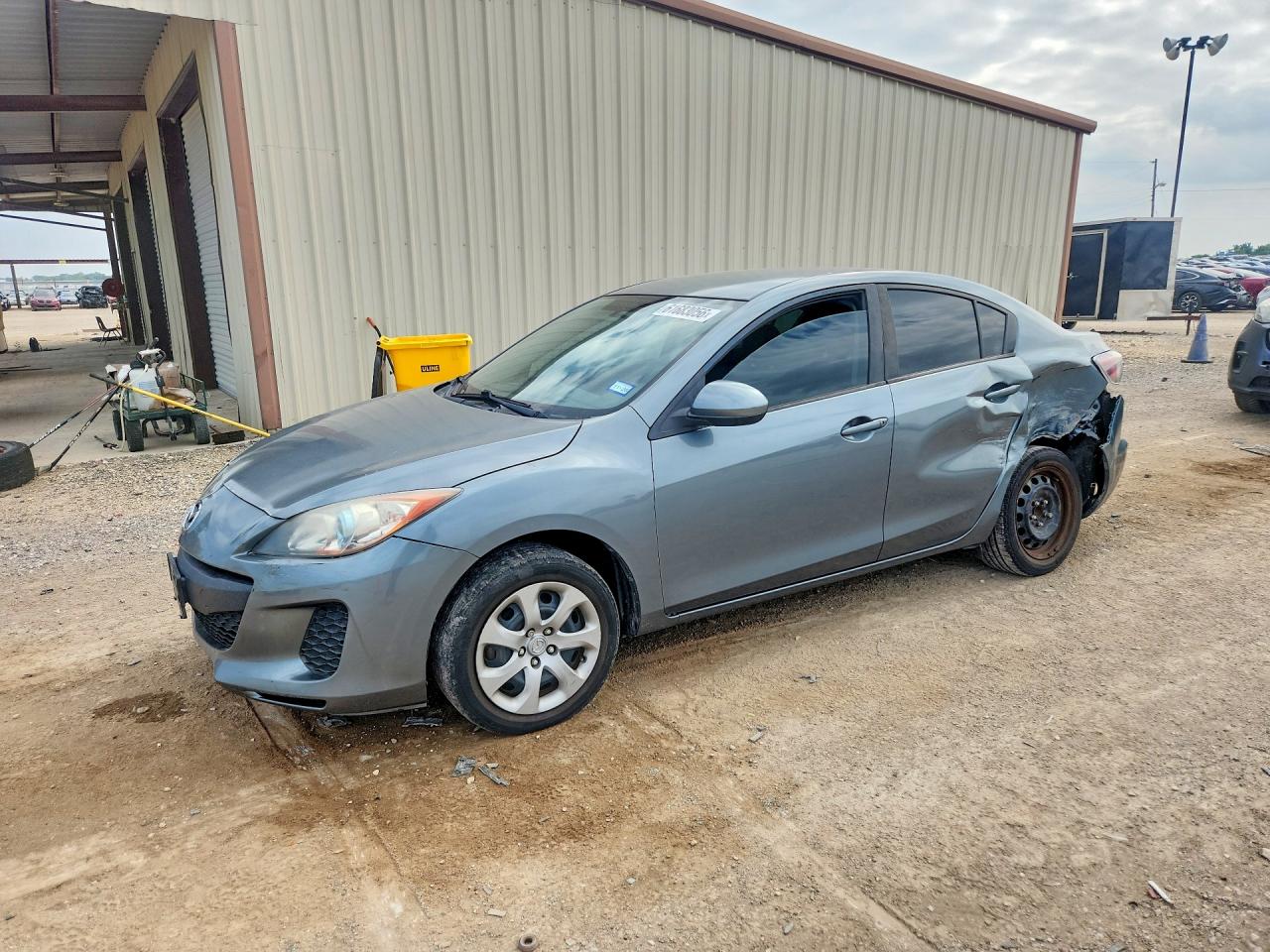 JM1BL1U74D1779707 · 2013 MAZDA 3