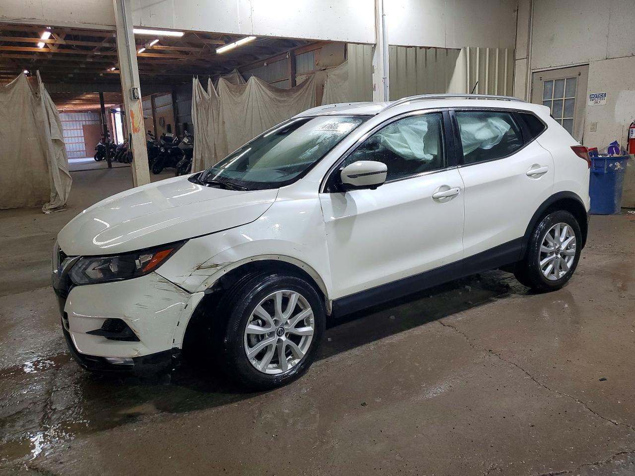 JN1BJ1BWXNW492203 · 2022 NISSAN ROGUE SPORT