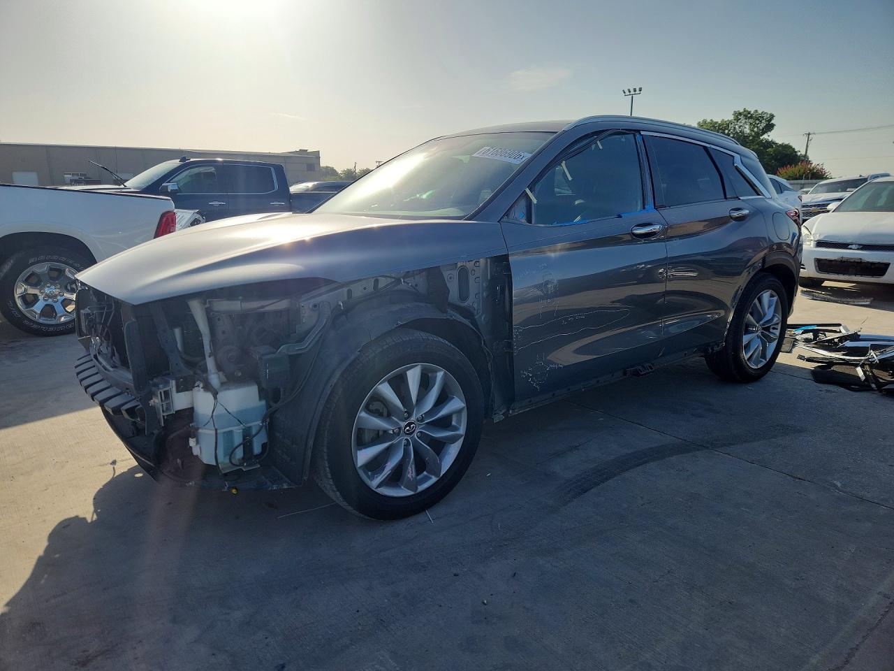 3PCAJ5M13KF137780 · 2019 INFINITI QX50
