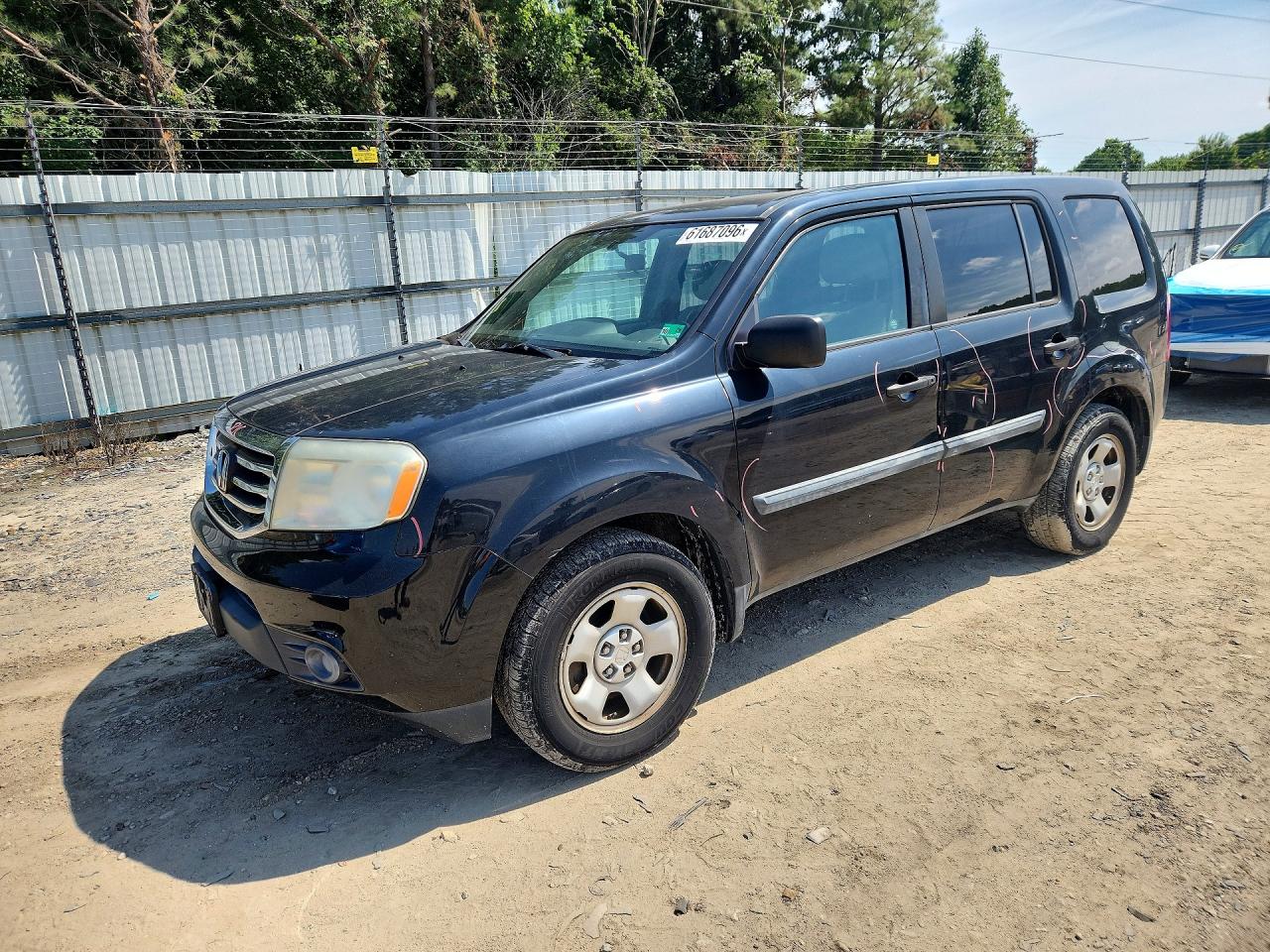 5FNYF4H25FB071414 · 2015 HONDA PILOT
