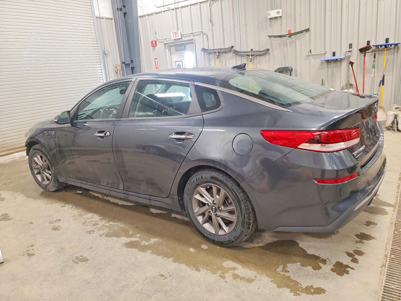 5XXGT4L36LG392763 · 2020 KIA OPTIMA · 2/13
