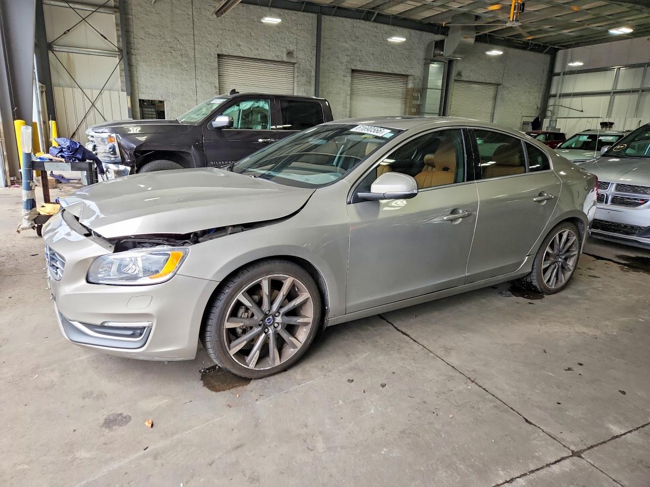 YV1612TM4F1346843 · 2015 VOLVO S60