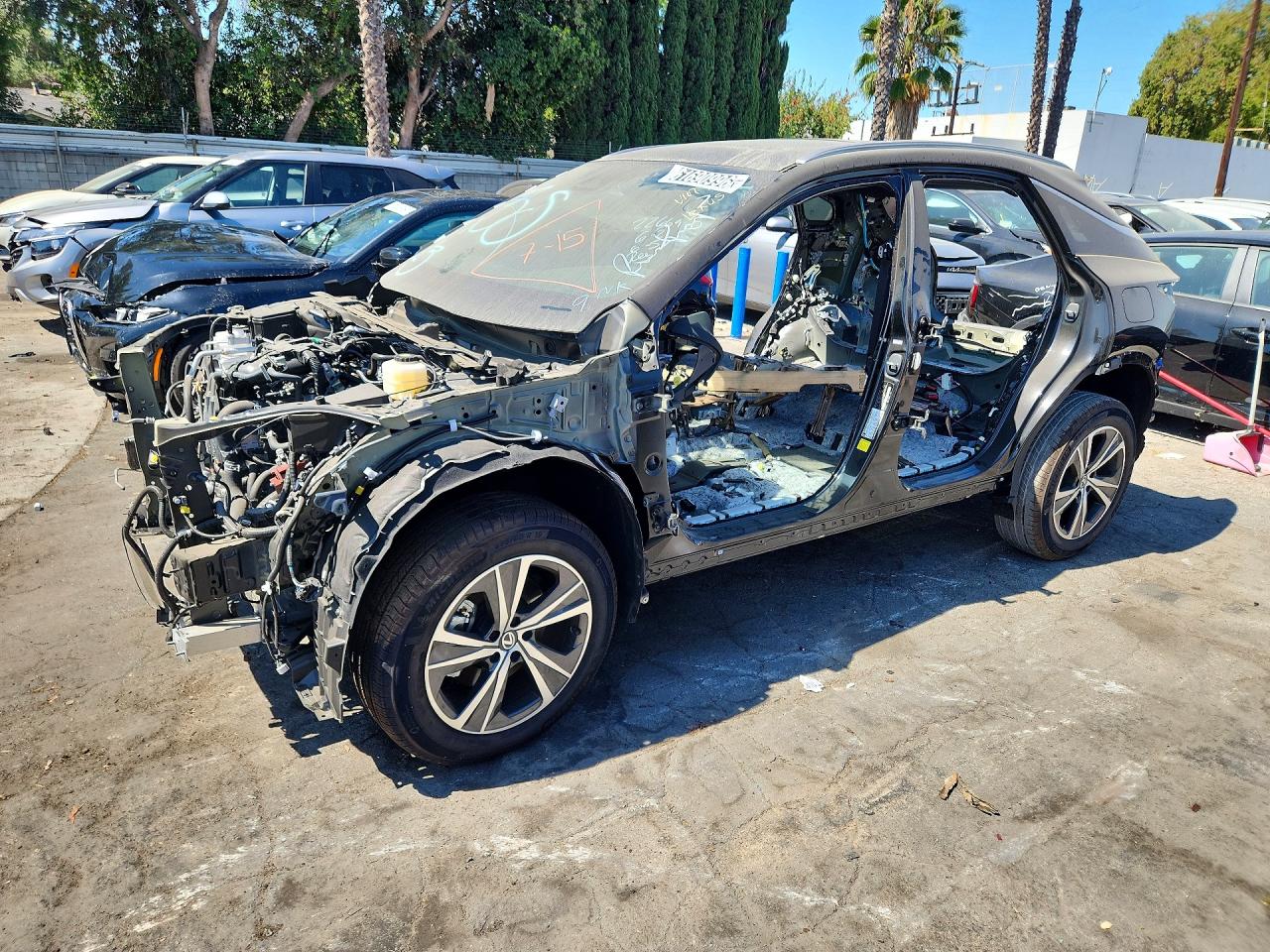 2T2BAMBA2TC071886 · 2026 LEXUS RX 350