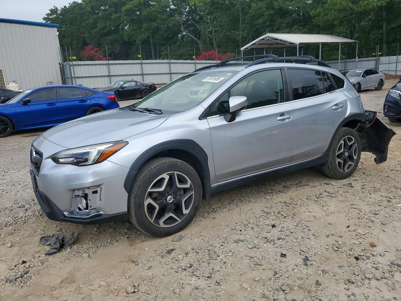 JF2GTAMC9JH282255 · 2018 SUBARU CROSSTREK
