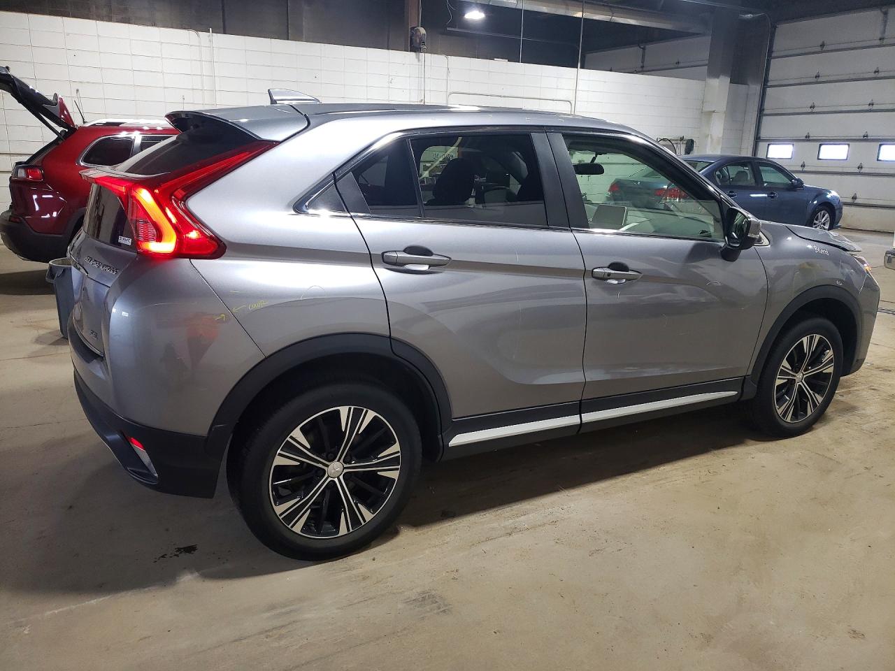JA4AT5AA2KZ004186 · 2019 MITSUBISHI ECLIPSE CROSS · 3/14