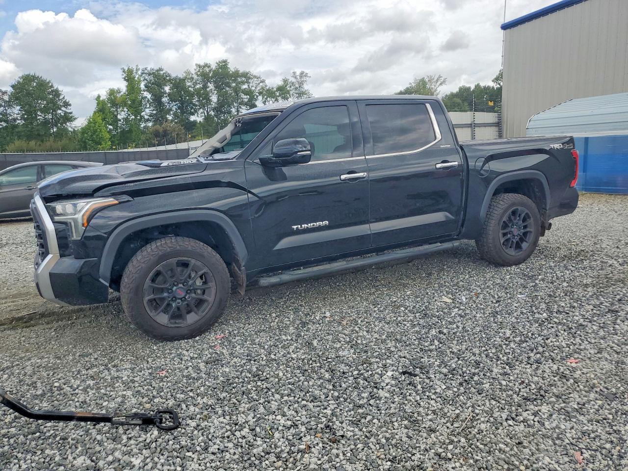 2022 TOYOTA TUNDRA