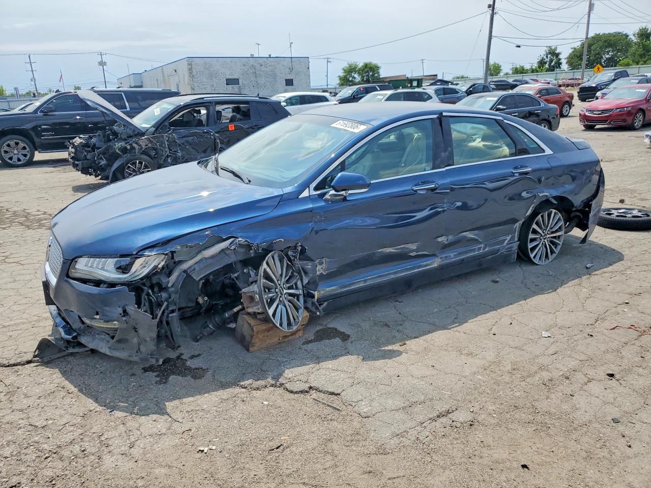 3LN6L5DC4HR663064 · 2017 LINCOLN MKZ