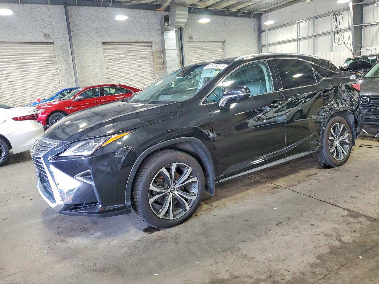 2T2BZMCA1KC186632 · 2019 LEXUS RX 350