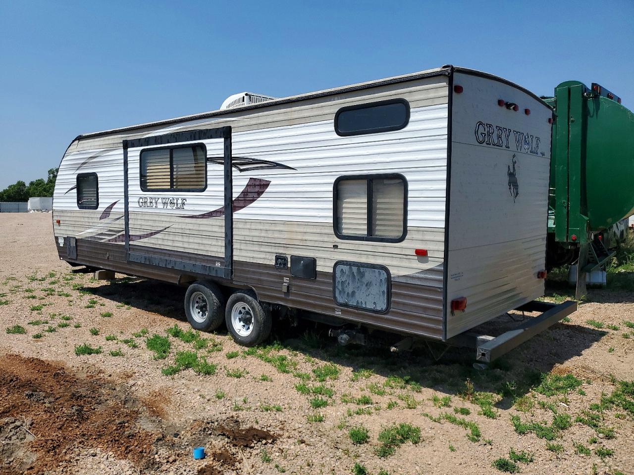4X4TCKY27GK030921 · 2016 CHEROKEE BY FOREST R GREY WOLF · 3/10